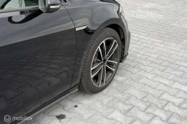 Volkswagen Golf (2024) thumbnail 16