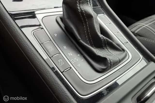 Volkswagen Golf (2024) thumbnail 28