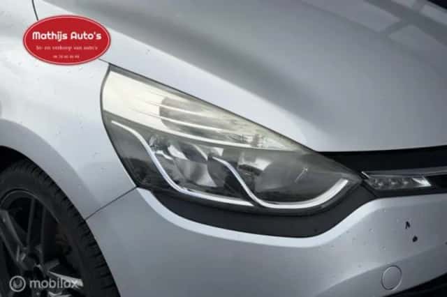Renault Clio (2015) thumbnail 7