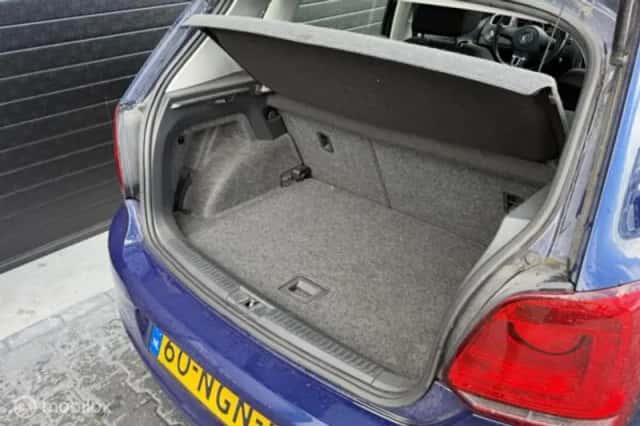 Volkswagen Polo (2010) thumbnail 17