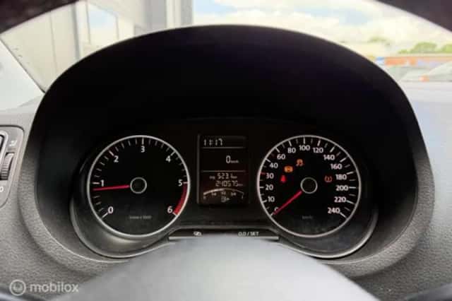 Volkswagen Polo (2010) thumbnail 19