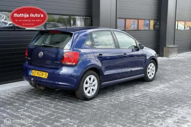 Volkswagen Polo (2010) thumbnail 8