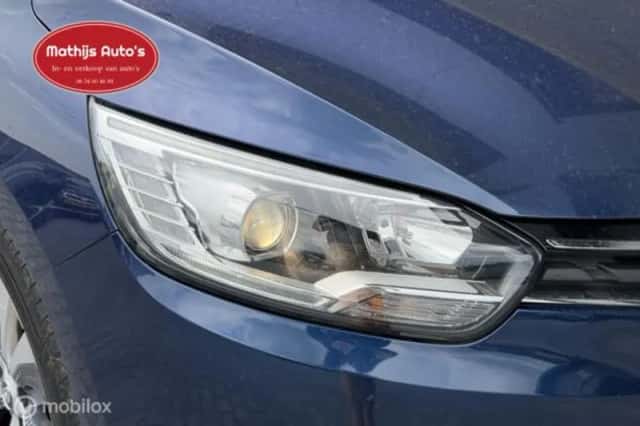 Renault Scénic (2018) thumbnail 5