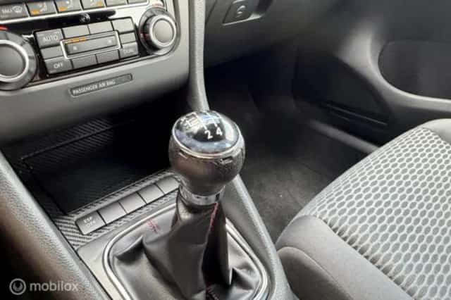 Volkswagen Golf (2014) thumbnail 22