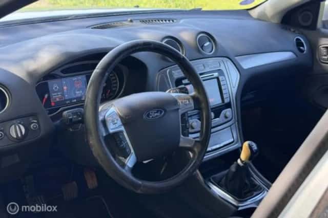 Ford Mondeo (2010) thumbnail 18