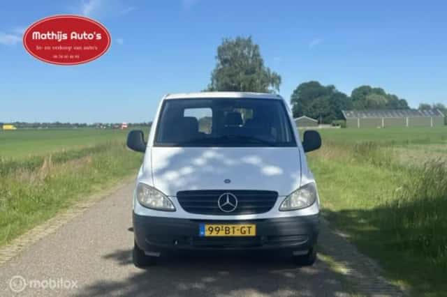 Mercedes-Benz Vito (2005) thumbnail 2