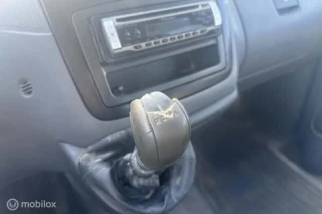 Mercedes-Benz Vito (2005) thumbnail 12
