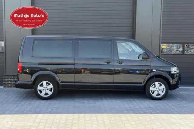 Volkswagen Transporter (2011) thumbnail 4