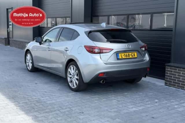 Mazda 3 (2014) thumbnail 3