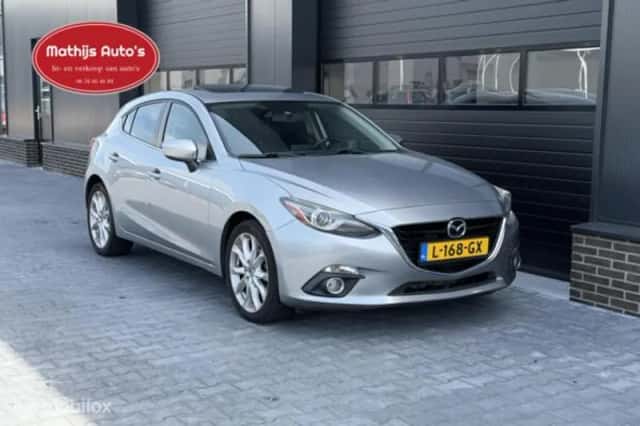Mazda 3 (2014) thumbnail 6