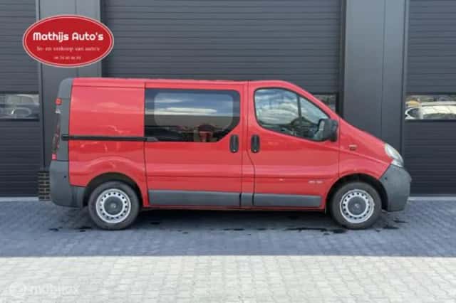Nissan Primastar (2003) thumbnail 6