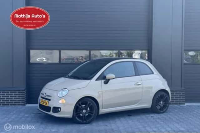 Fiat 500 (2015) thumbnail 1