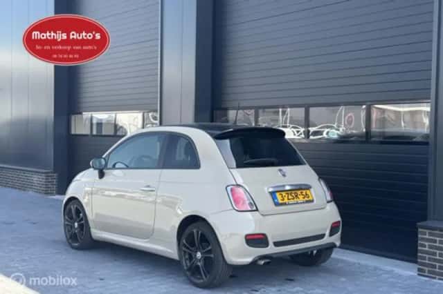 Fiat 500 (2015) thumbnail 4