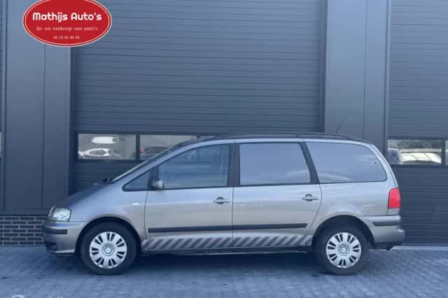 SEAT Alhambra (2006) thumbnail 2