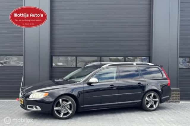 Volvo V70 (2011) thumbnail 1