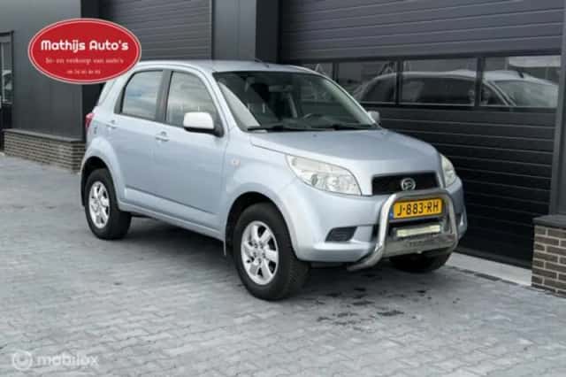 Daihatsu Terios (2007) thumbnail 3