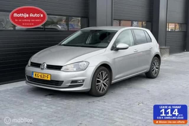 Volkswagen Golf (2016) thumbnail 1