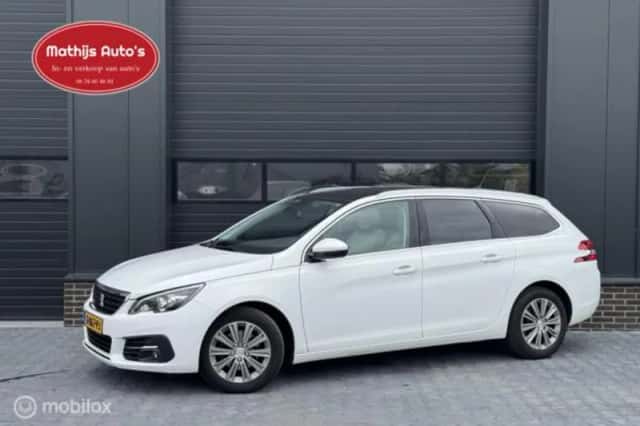 Peugeot 308 (2019) thumbnail 1