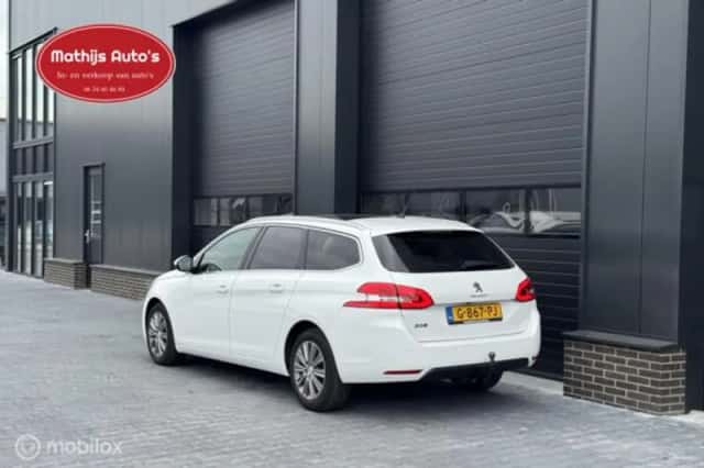 Peugeot 308 (2019) thumbnail 3