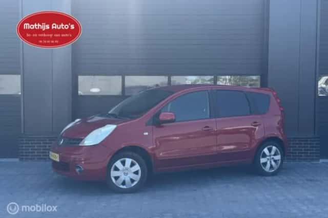 Nissan Note (2009) thumbnail 1