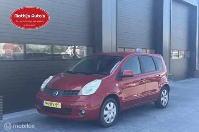 Nissan Note (2009) thumbnail 5