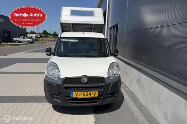 Fiat Doblo (2014) thumbnail 3