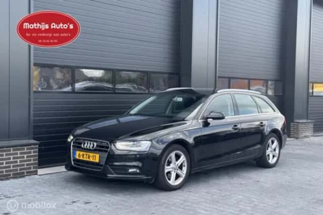 Audi A4 (2013) thumbnail 6