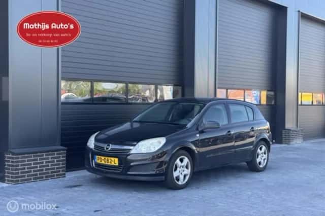 Opel Astra (2017) thumbnail 6