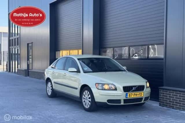 Volvo S40 (2004) thumbnail 5