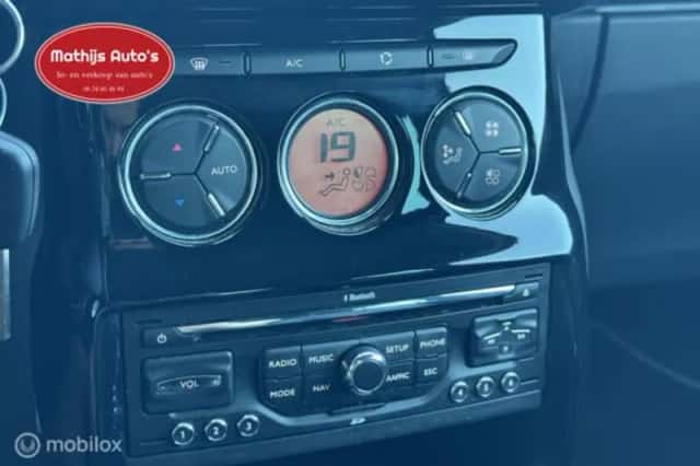 Citroën DS3 (2011) thumbnail 6