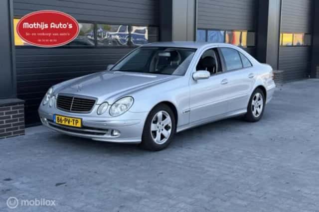 Mercedes-Benz E-Klasse (2005) thumbnail 2