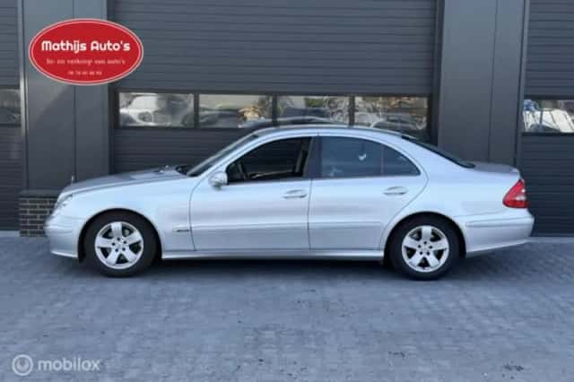 Mercedes-Benz E-Klasse (2005) thumbnail 3