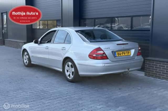 Mercedes-Benz E-Klasse (2005) thumbnail 4