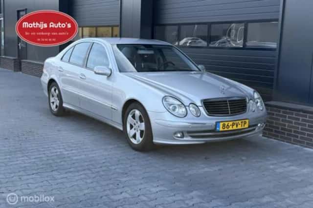 Mercedes-Benz E-Klasse (2005) thumbnail 5