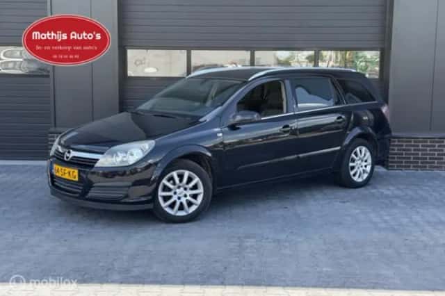 Opel Astra (2005) thumbnail 1