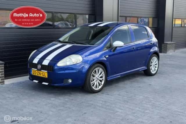 Fiat Grande Punto (2008) thumbnail 4