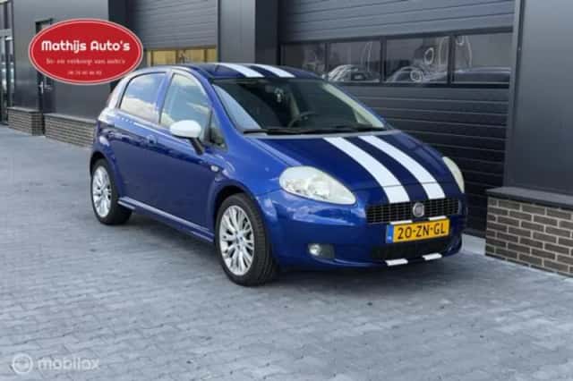 Fiat Grande Punto (2008) thumbnail 5