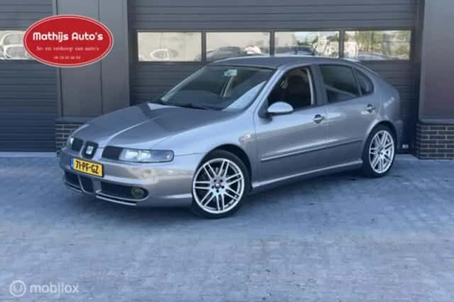 SEAT Leon (2004) thumbnail 1