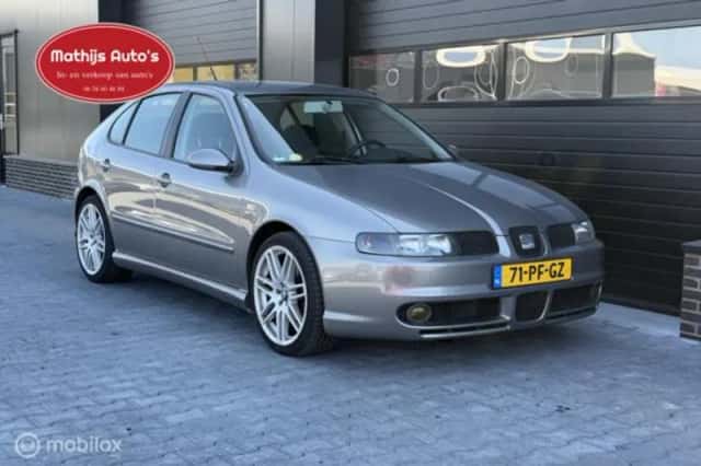SEAT Leon (2004) thumbnail 6