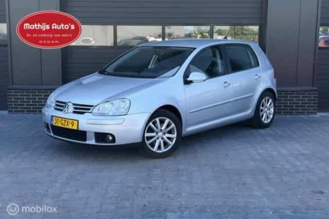 Volkswagen Golf (2008) thumbnail 1