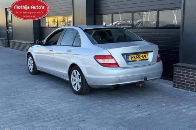 Mercedes-Benz C-Klasse (2008) thumbnail 4