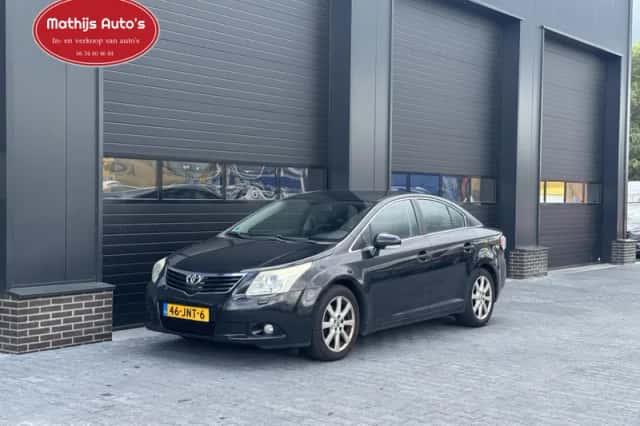 Toyota Avensis (2009) thumbnail 6