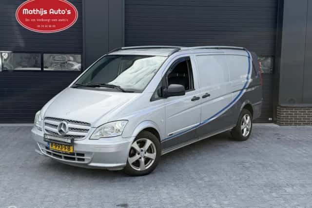 Mercedes-Benz Vito (2011) thumbnail 1