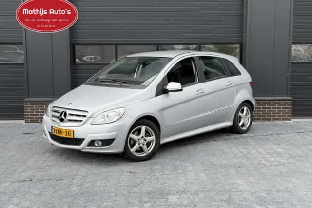 Mercedes-Benz B-Klasse (2009) thumbnail 1