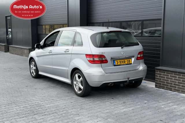 Mercedes-Benz B-Klasse (2009) thumbnail 2