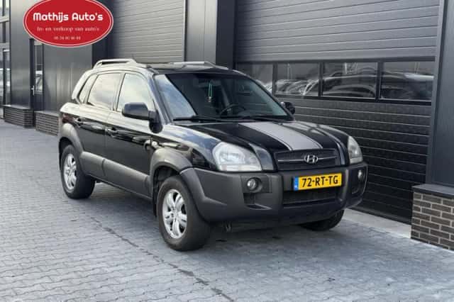 Hyundai Tucson (2005) thumbnail 5