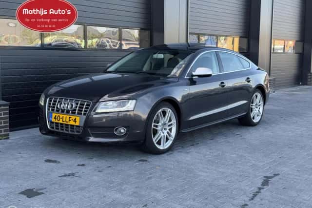 Audi A5 (2010) thumbnail 5