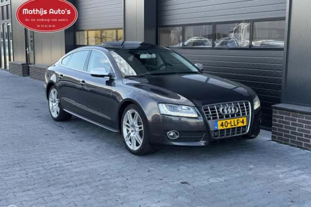Audi A5 (2010) thumbnail 6