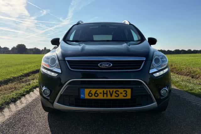 Ford Kuga (2009) thumbnail 5