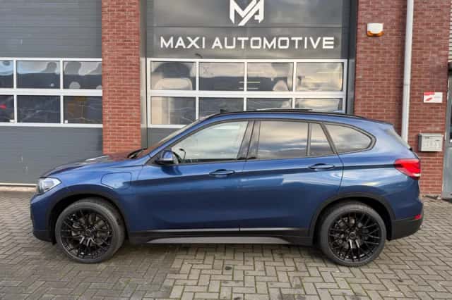 BMW X1 (2020) thumbnail 2